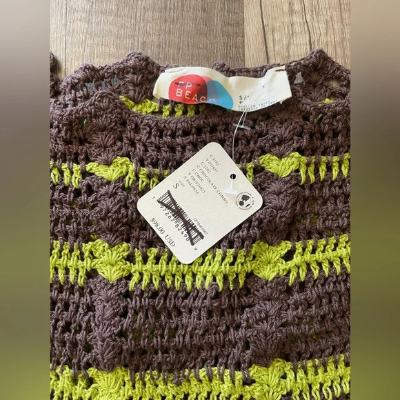 FREE PEOPLE Beach Cover up DONNI Sweater Set Crochet Skirt size small - Picture 11 of 11